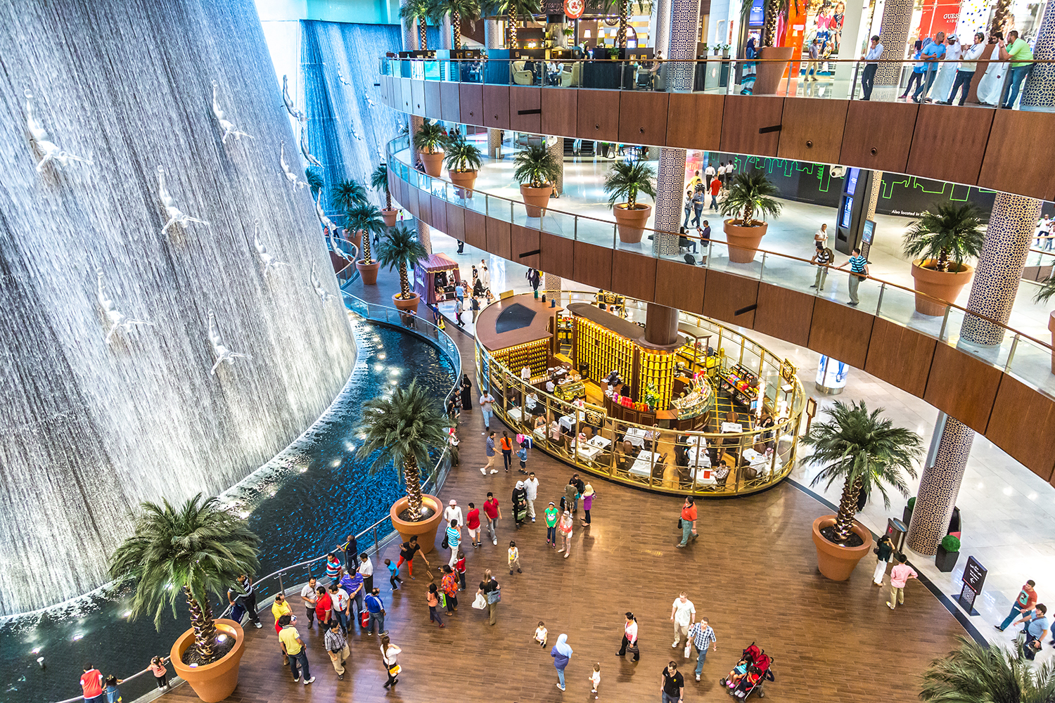 迪拜Mall：奢华购物与娱乐的完美结合