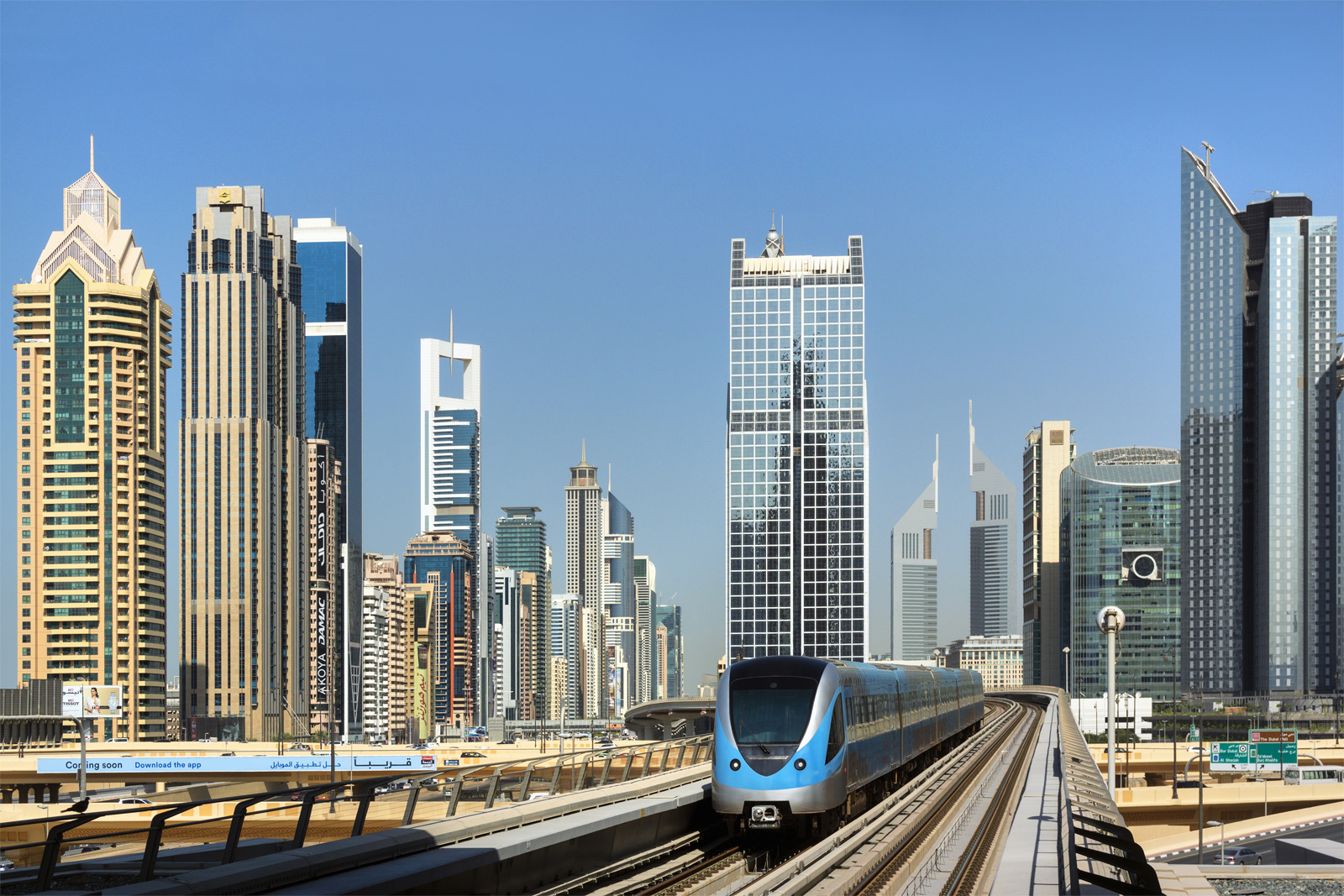 How to Successfully Complete a Real Estate Transaction in Dubai: A Comprehensive Guide from Contract to Handover